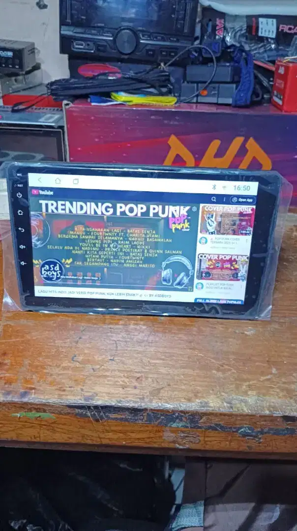 Headunit android layar jernih terbaik
