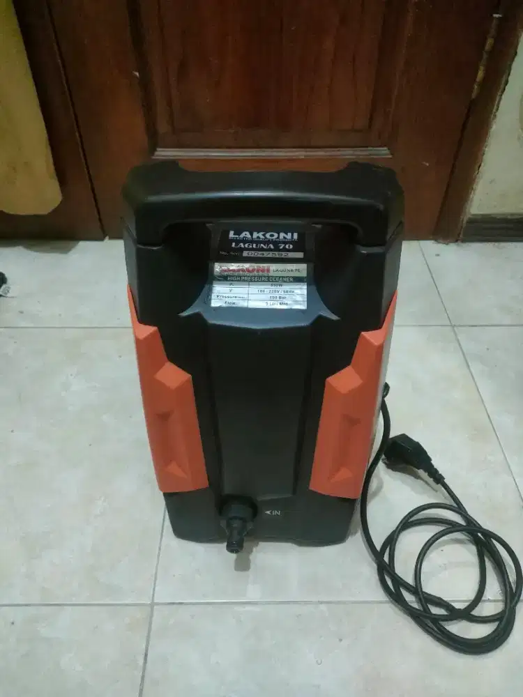 Mesin waterjet lakoni