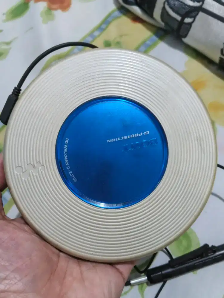 Diskman Klasik Sony D-EJ785 CD Walkman Portable