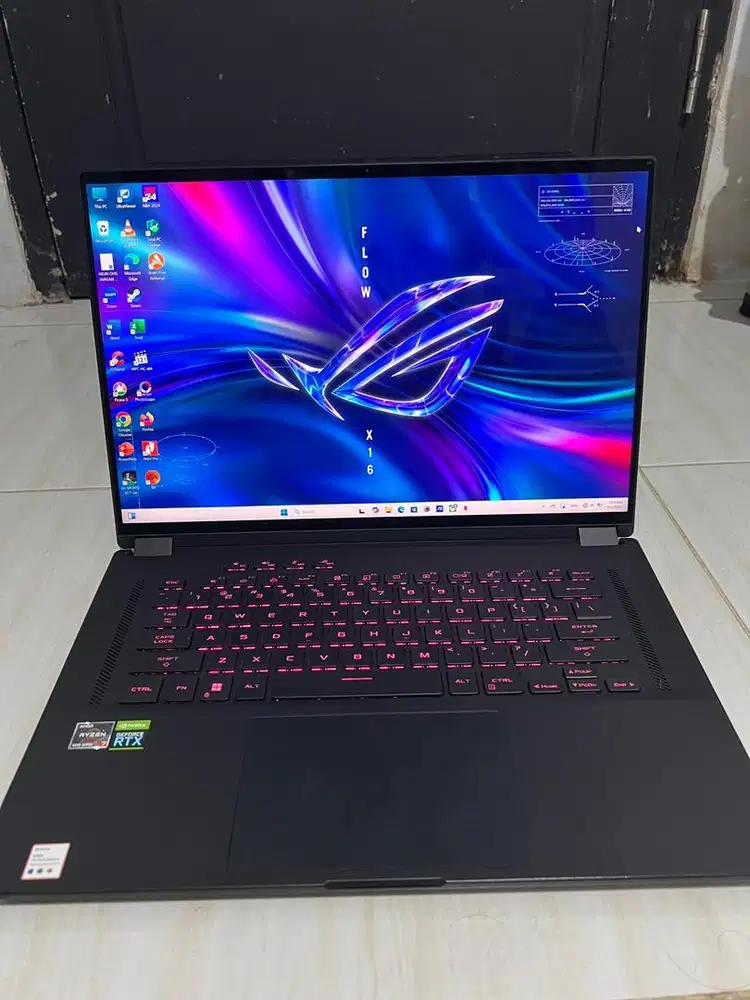 Laptop ASUS ROG FLOW X16