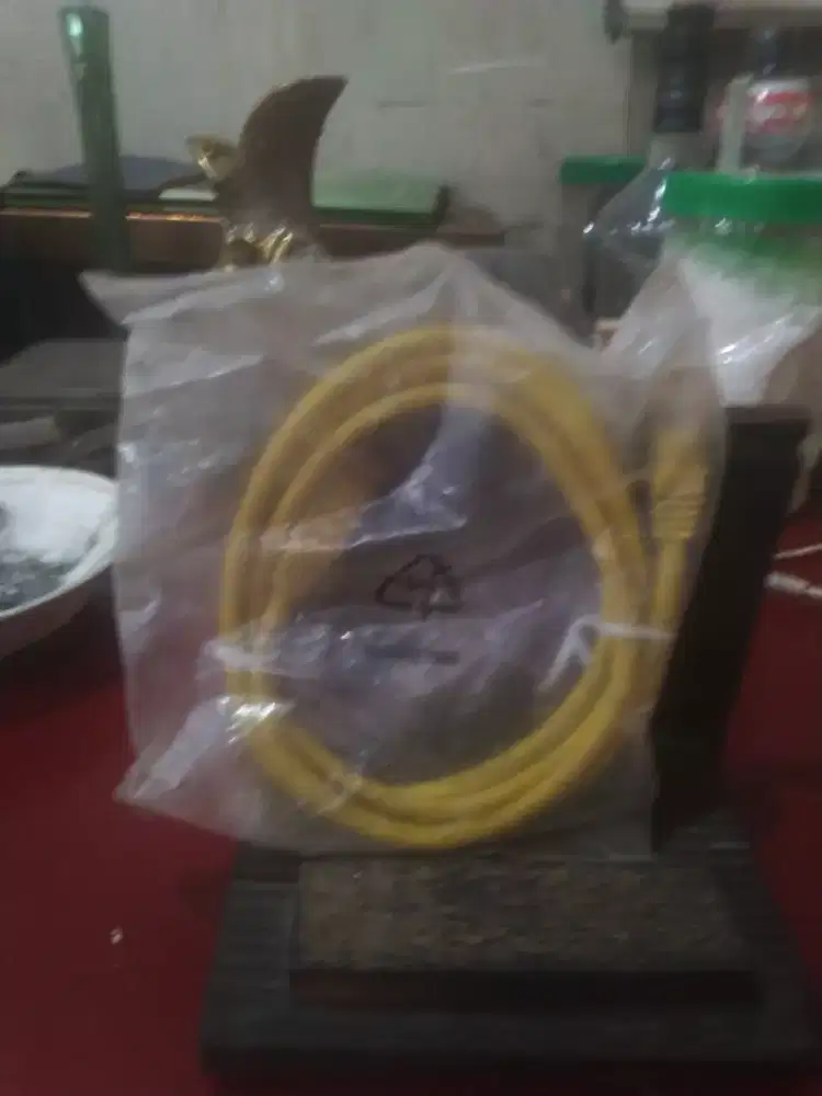Kabel data untuk elektronik