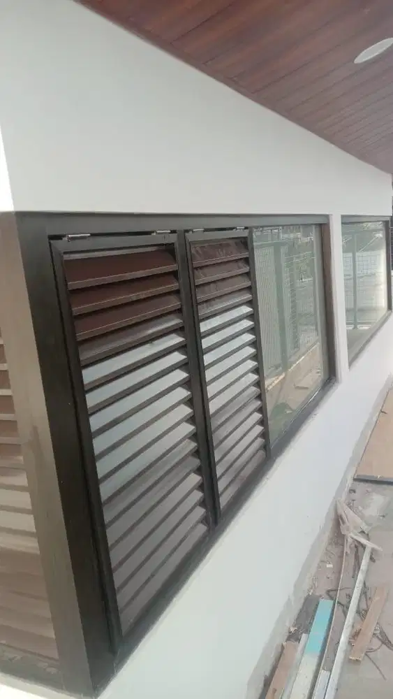 Kusen jendela jalosi