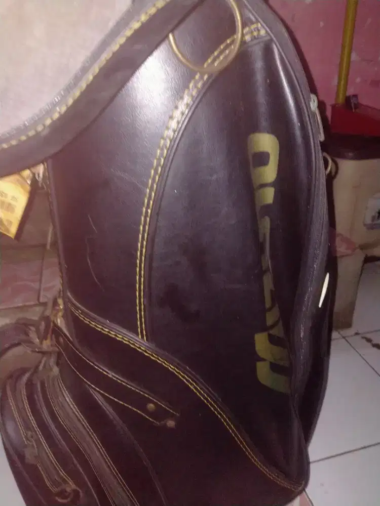 Tas golf Mizuno minus di cover sobek