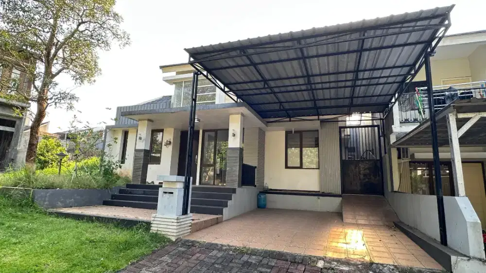 Dijual Rumah LT 203 M² Di Graha Taman Pelangi Bsb city