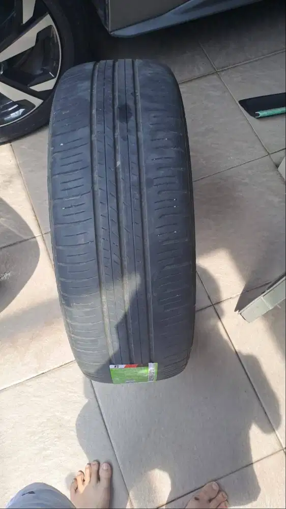 Jual 2 ban bekas dunlop