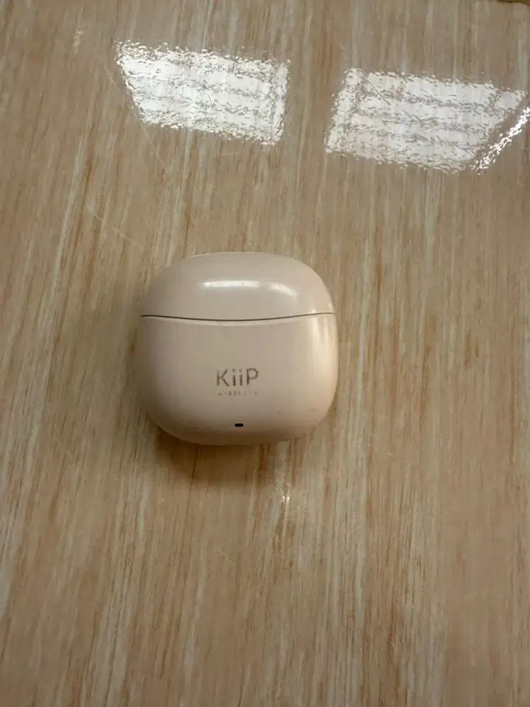 Headshet Second Like New