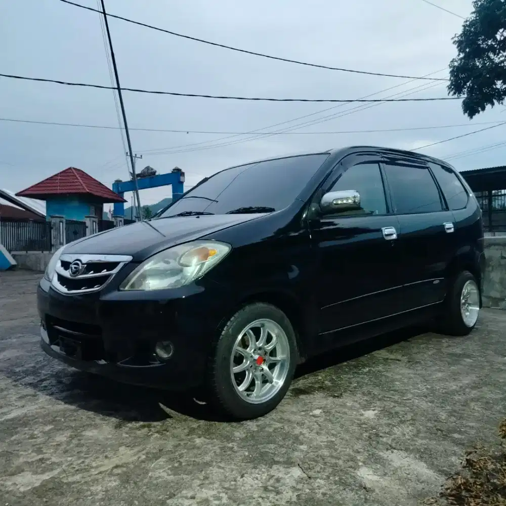 Xenia Li VVT-i deluxe 1,0cc