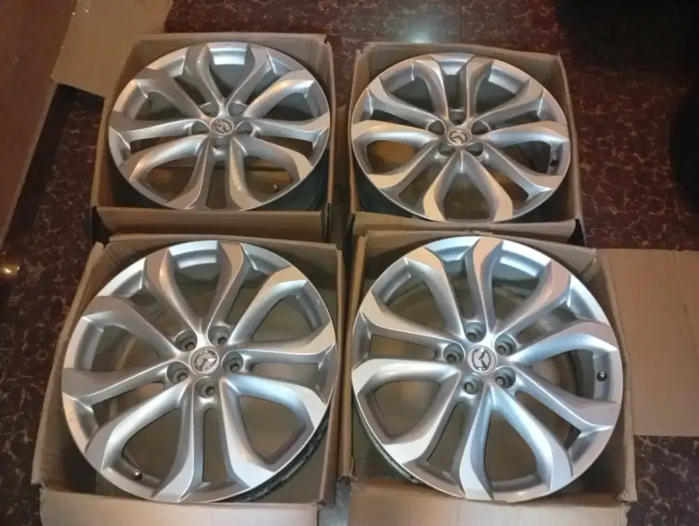 Velg CX9 R20 Cx9,Cx5,Cx7,mazda6,Innova,CRV,HRV,Xtrail,Biante,Juke,l