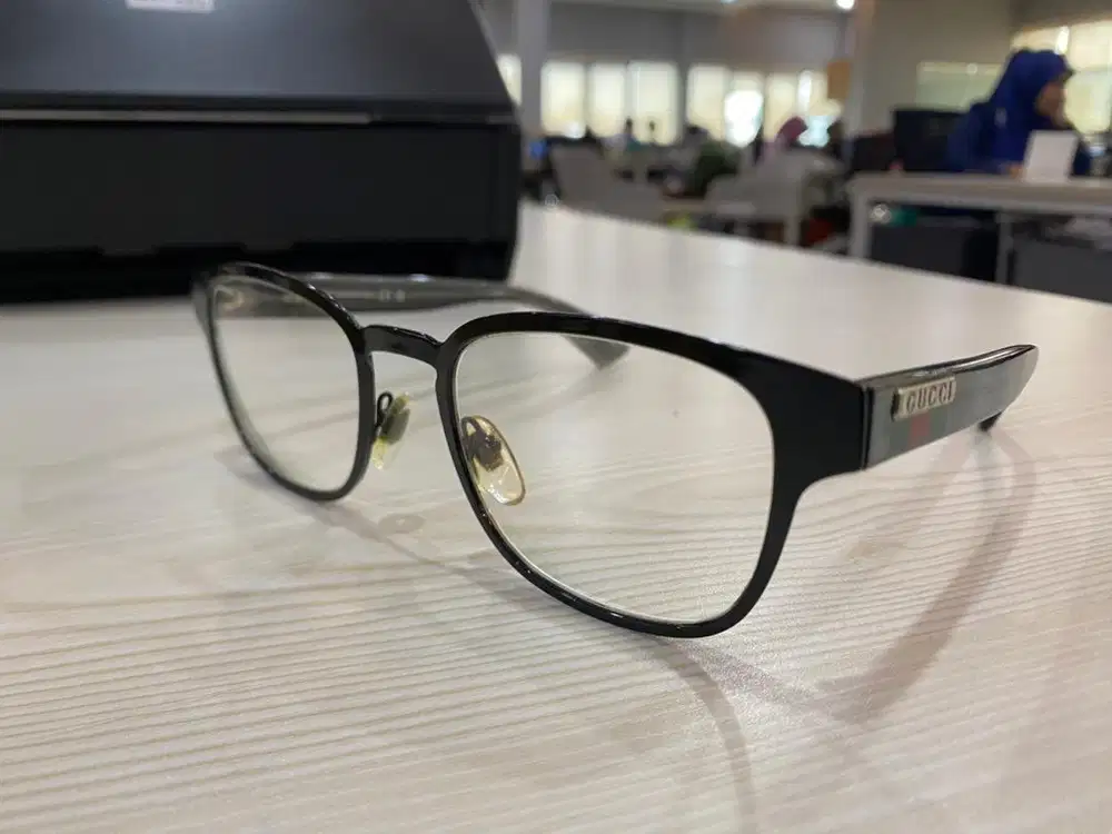 Kacamata Optical Guc*i