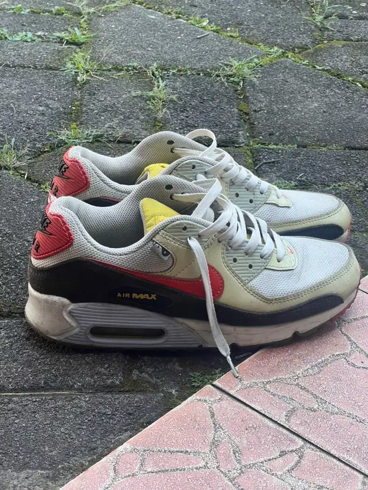 NIKE AIR MAX 90 SET TO RISE