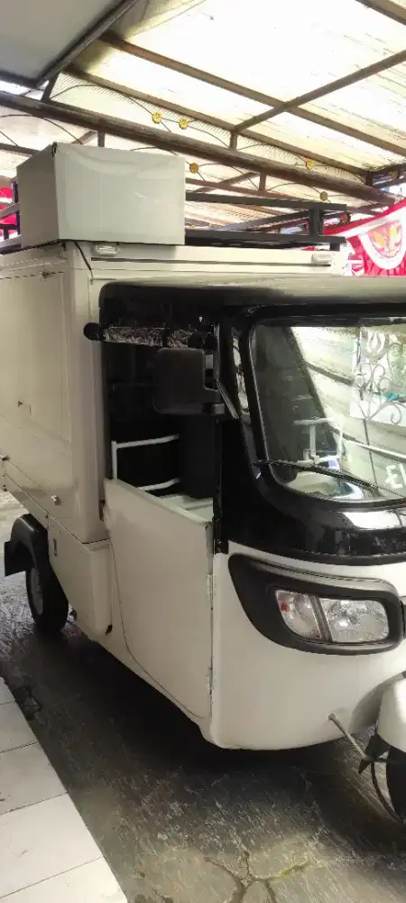 TVS KARGO BOX (unit modif untuk usaha)