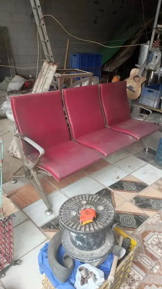 KURSI BANGKU SOFA TUNGGU ALUMUNIUM 3 BARIS PANJANG 181 CM