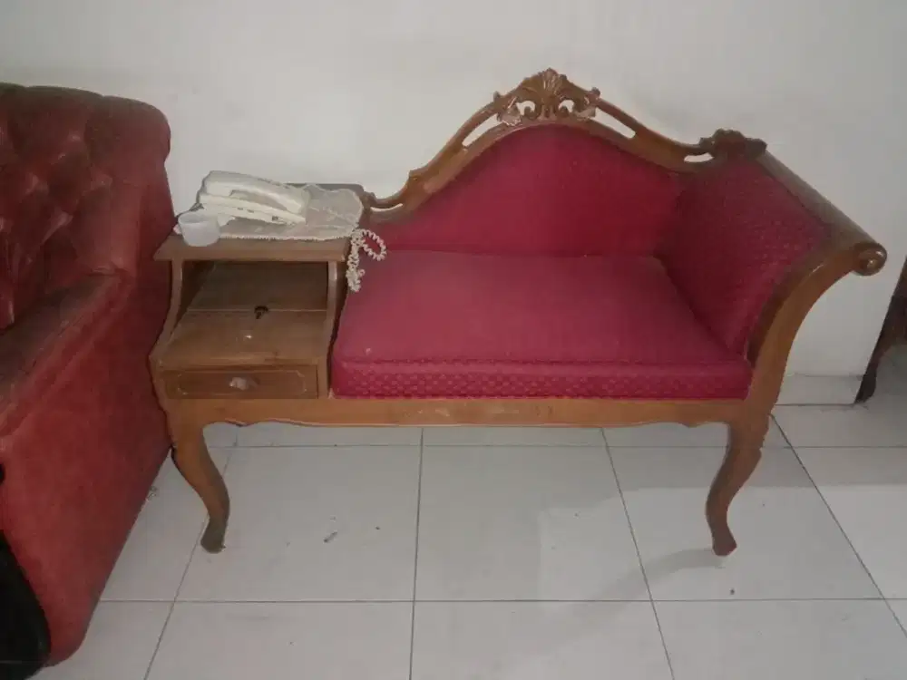 Meja telepon jati lama