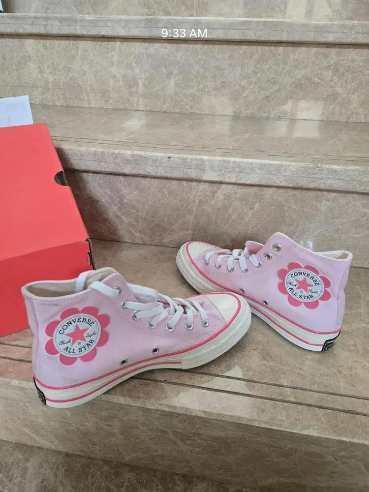 (New) Converse Chuck 70 High Pink size 8