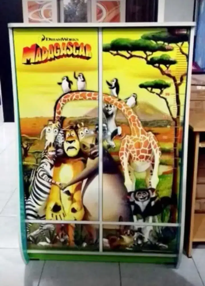 Lemari Pakaian Anak Activ Madagascar BL 120