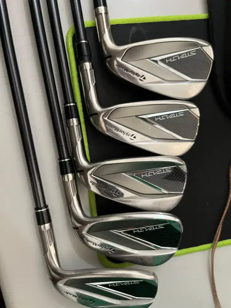 Stick Golf - Stealth Irons RH, Mens 6-P (Taylormade)