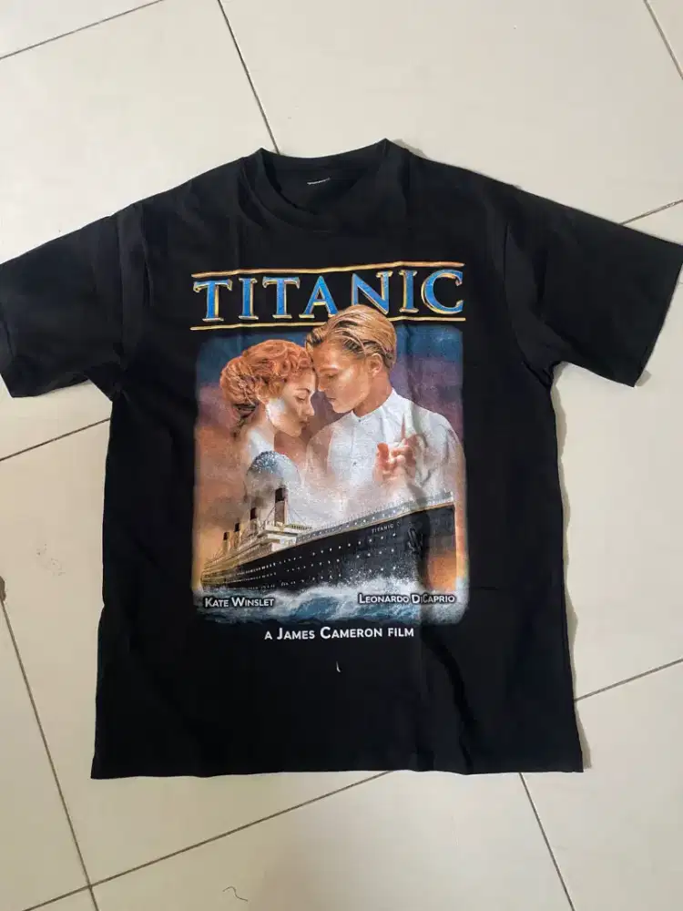 Kaos Titanic size L