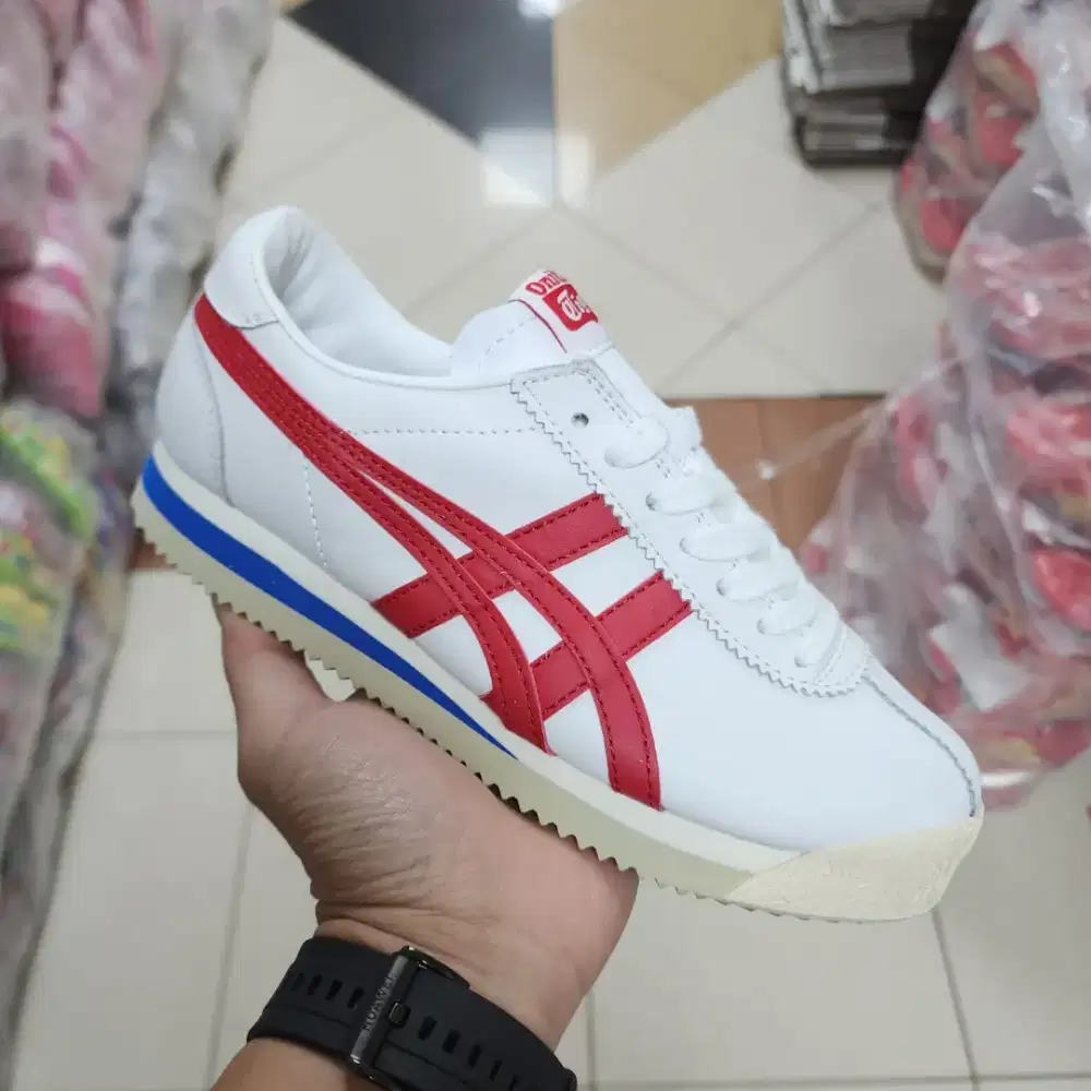 Sepatu onitsuka