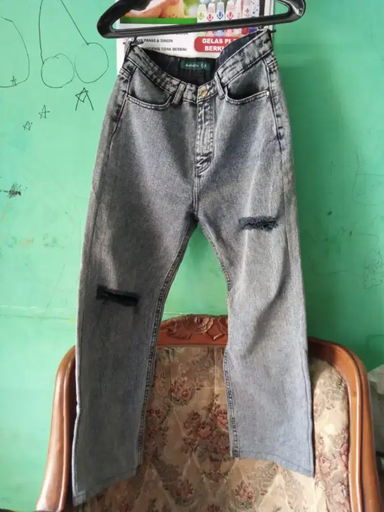 Celana Jeans Wanita