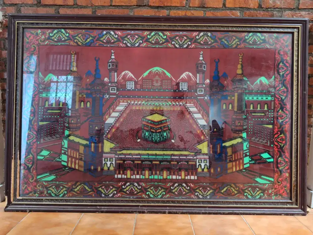 PAJANGAN DINDING ANTIK