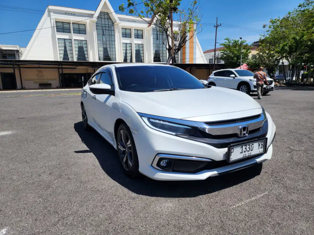 Honda Civic Es Cvt tahun 2020