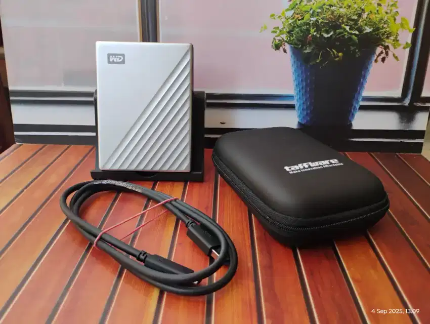 HDD Hardisk Harddisk External WD My Passport Ultra 4TB USB-C Like New