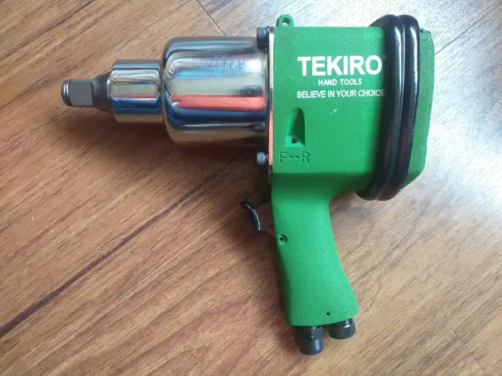 Air impact wrench Tekiro 3/4 inc Like new nego