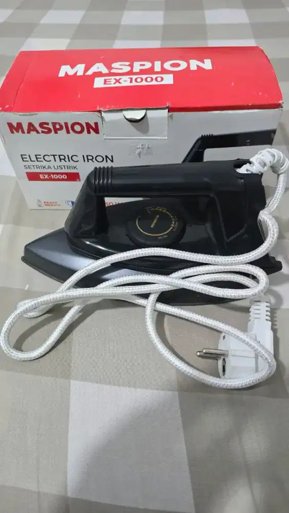 Setrika Maspion Electric Iron