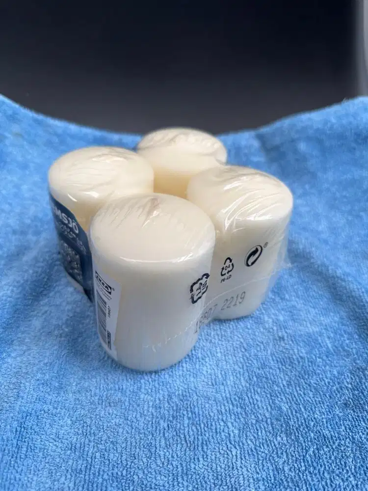 Lilin besar ikea hemsjo warna putih