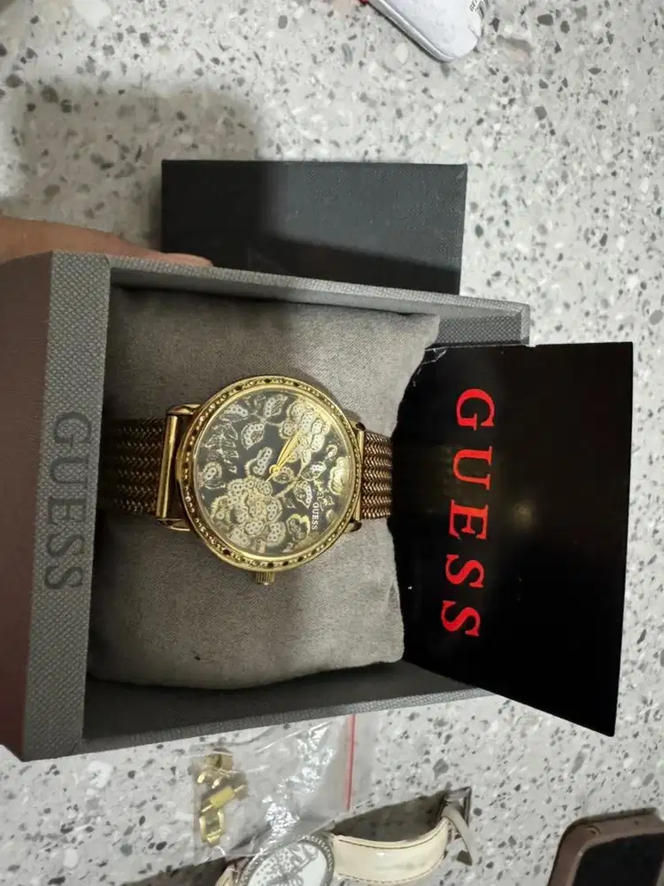 Jam guess ori masih okeee