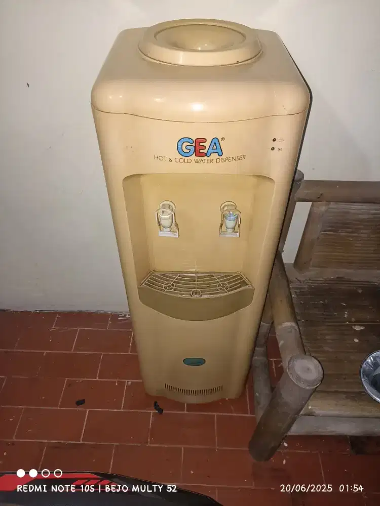 Dispenser HOT DAN COOL