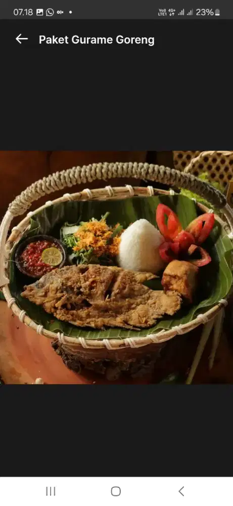 Tukang masak di kantin