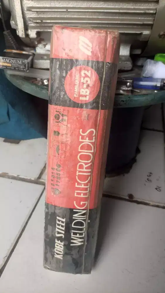 KAWAT LAS KOBE STEEL LB-52 3.2 MM 5 KG