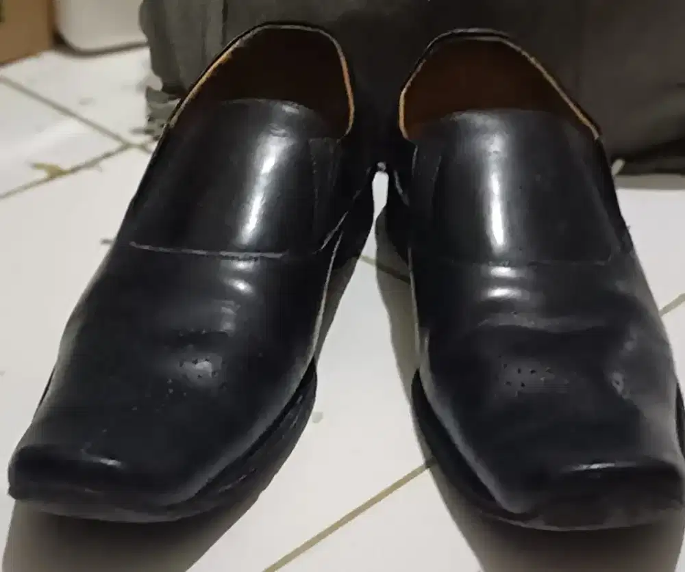 Sepatu formal kulit Bucherri second