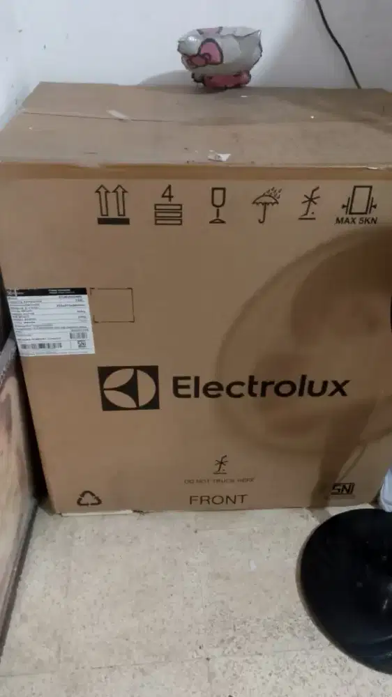 FREEZER BOX ELECTROLUX 198 LITER