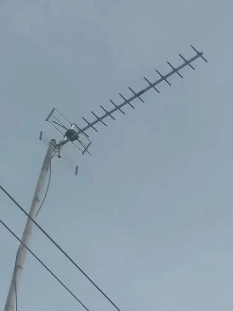 Tukang antena tv digital