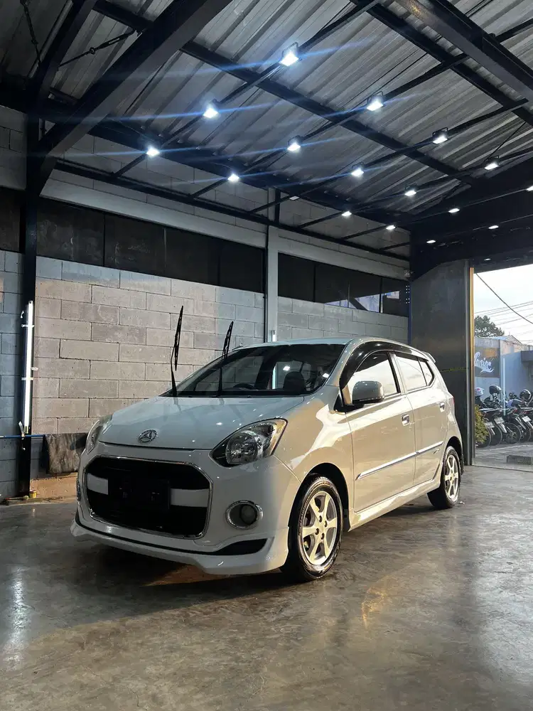 Daihatsu Ayla 1.0 X AT Elegant