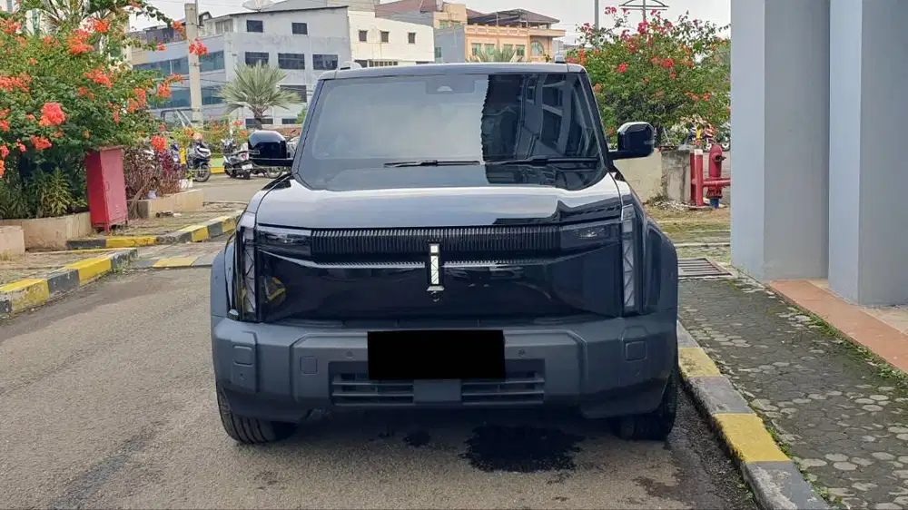 Chery J6 J 6 IWD 4x4 All Road EV AT Hitam 2025 NIK 2024 Gress Like New