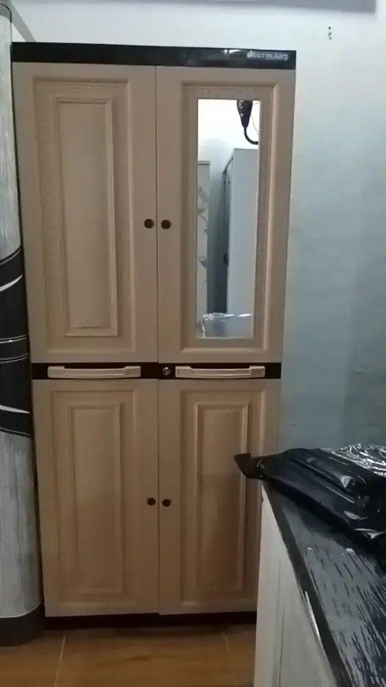 Lemari pakaian plastik 2pt gantung