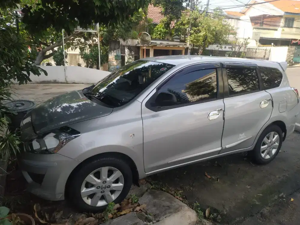 Dijual Datsun go panca th 2015