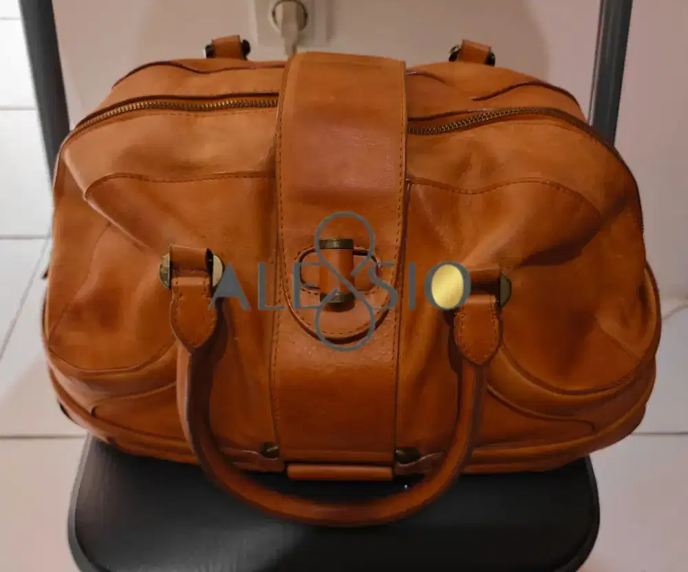 Tas Kulit Alexander McQueen