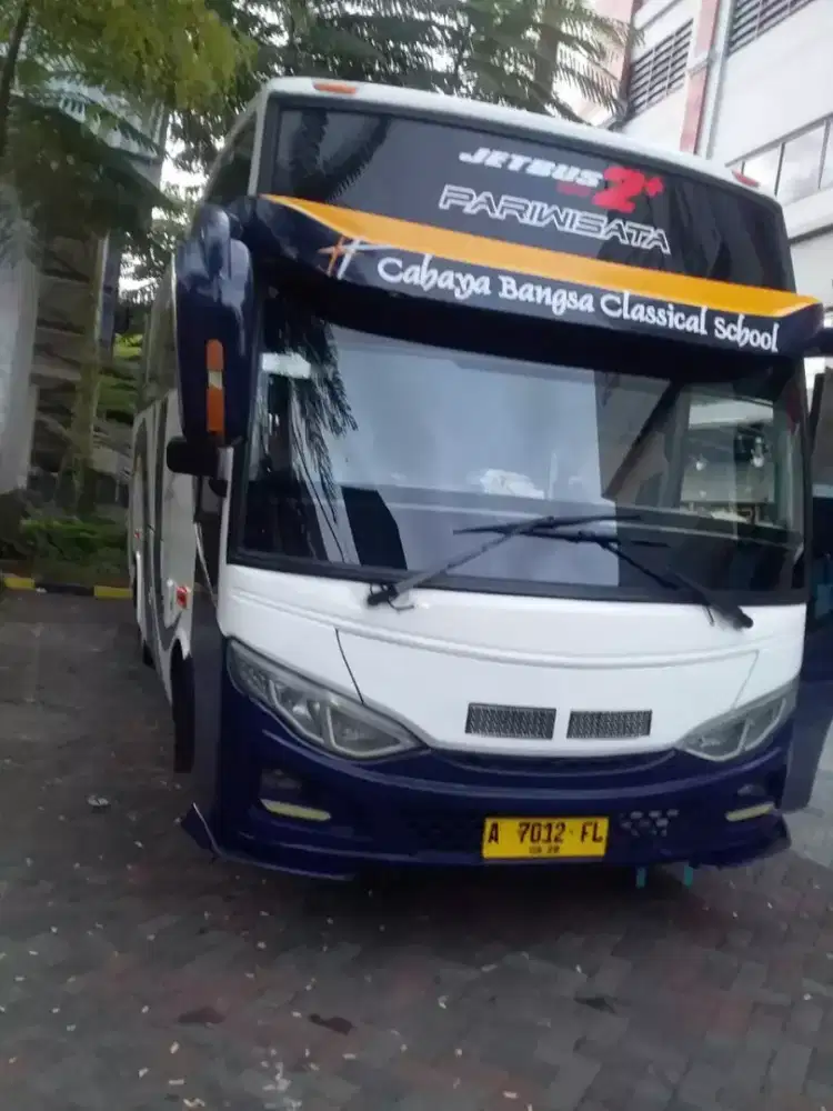 Bus medium Mitsubishi canter 2012 ps 136