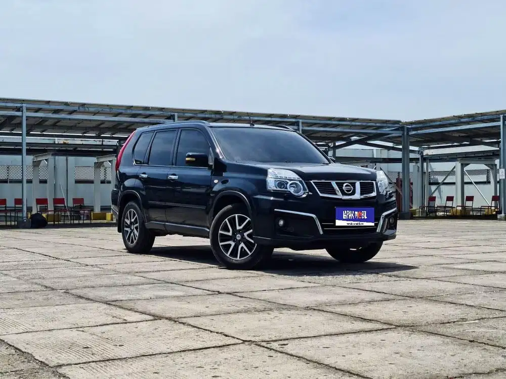 Nissan X-Trail 2.5 ST Urban Selection 2013 Km 99rb Pajak 1 Tahun