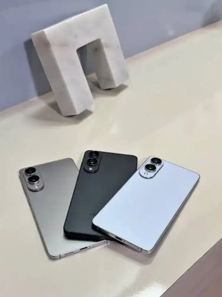 Samsung S25 Edge Ram 12Gb internal 256Gb