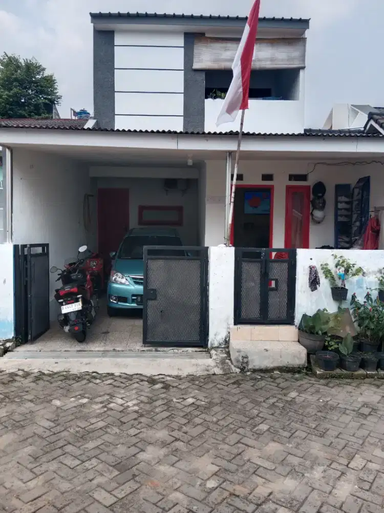 Rumah dijual di lingkungan Cluster