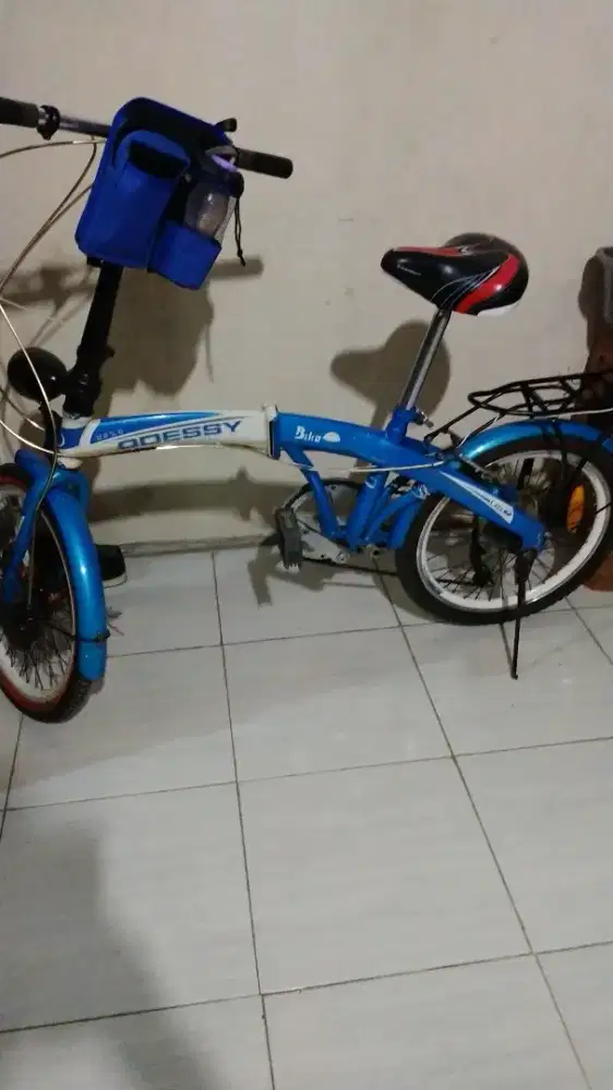 Sepeda lipat ODESSY ukuran 20