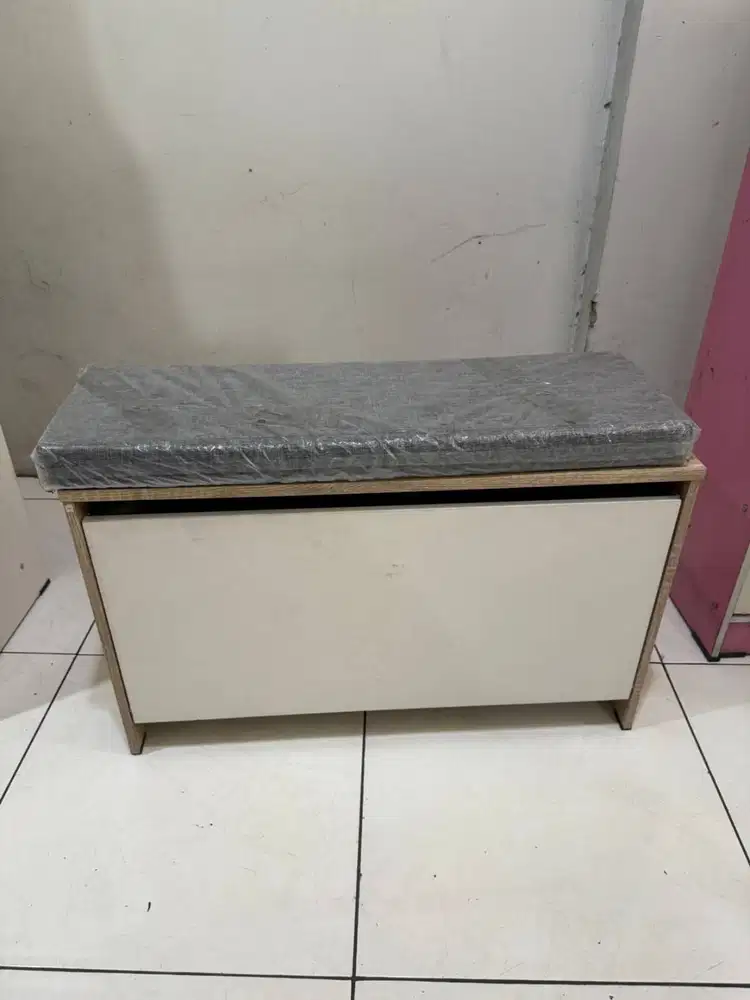 Ex Display Rak Sepatu IVY