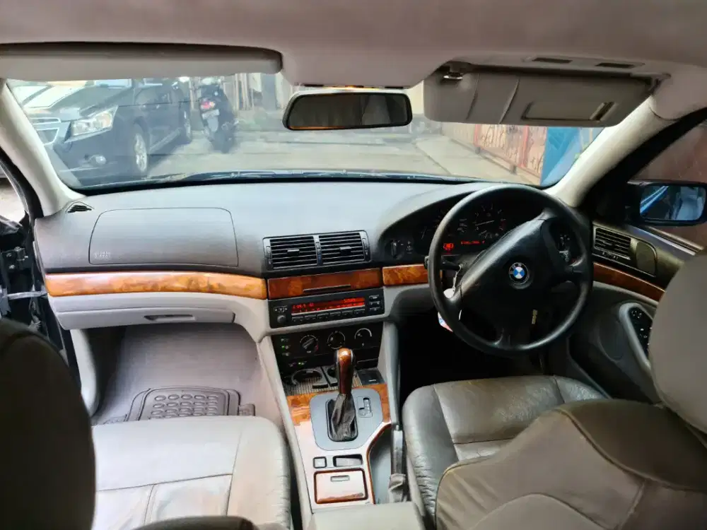 jual BMW 520i e39 m54 matic pajak hidup thn 2004 mantan pejabat joss