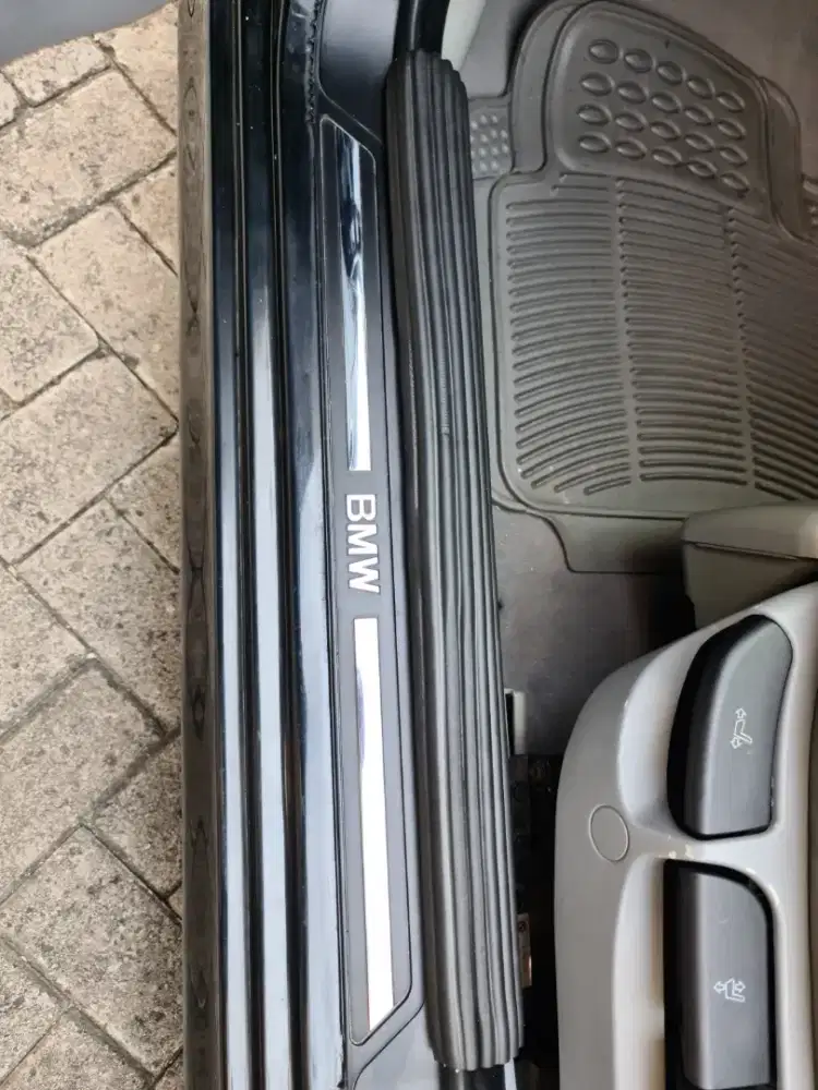 jual BMW 520i e39 m54 matic pajak hidup thn 2004 mantan pejabat joss