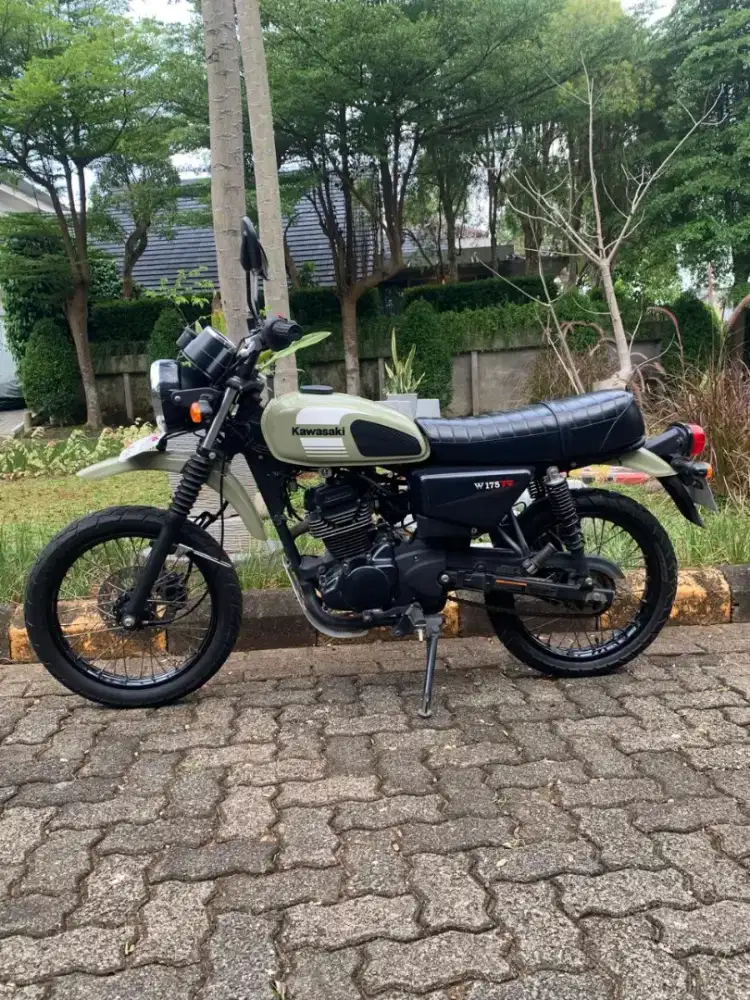 Kawasaki W175 TR Olive Green/Hijau Army Thn 2020